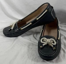 Adorable Navy Blue Leather Loafers Boat Shoes With Corded Tassels Size 8.5