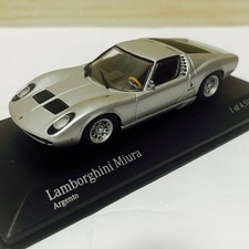 Minichamps 1/43 Lamborghini 1986 Silver