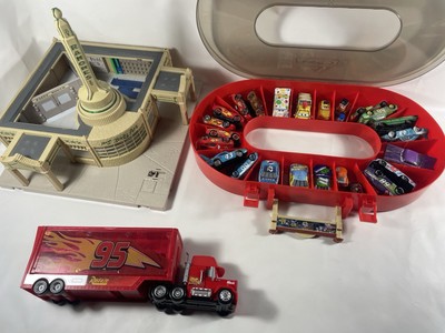 Disney Pixar Cars Diecast Lot Of 25 + Ramones Playset Mini Racers