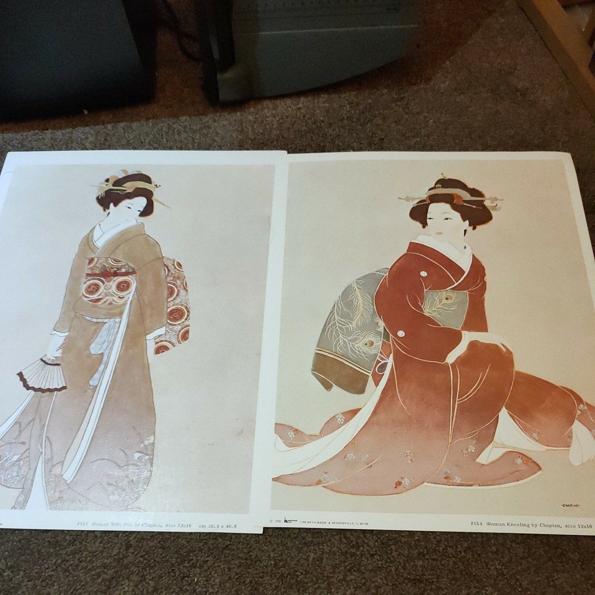 Art Woman Kneeling / With Fan Prints By Chaplan 12x16inches