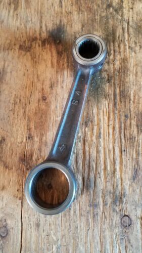 1979 SUZUKI RM 250 CONNECTING ROD USED VINTAGE MOTOCROSS  FREESHIP-U.S.+CAN - Picture 1 of 7