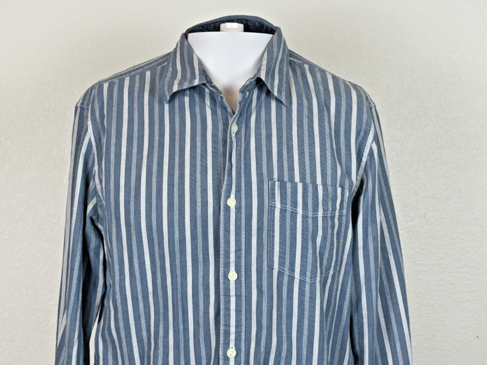 Vintage Mens Gap Denim Striped Button Up Y2K Shirt Size M Blue Retro Preppy