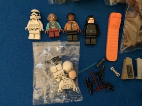 Lego 75139 Star Wars Battle On Takodana 100% Complete W/orig Inst. & All Minis