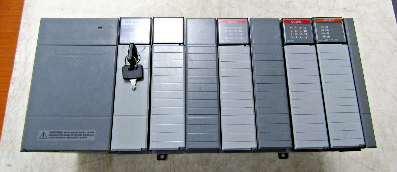💥ALLEN BRADLEY SLC 500 7 SLOT RACK W/ POWER SUPPLY & MODULES 1746-NR4/B