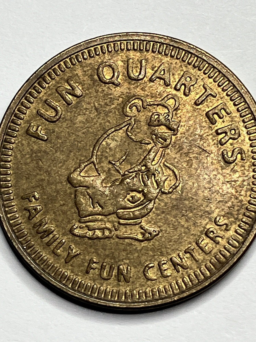 コレクション SQUARE ENIX CAFE 1st Anniversary Coin Four 19th Century Japanese Coins and a Siamese Porcelain
