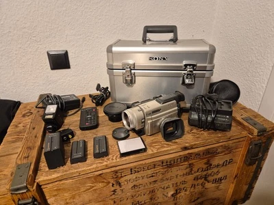 Sony DCR-TRV900E in sehr guten Zustand und viel Zubehör - Bild 1 von 4