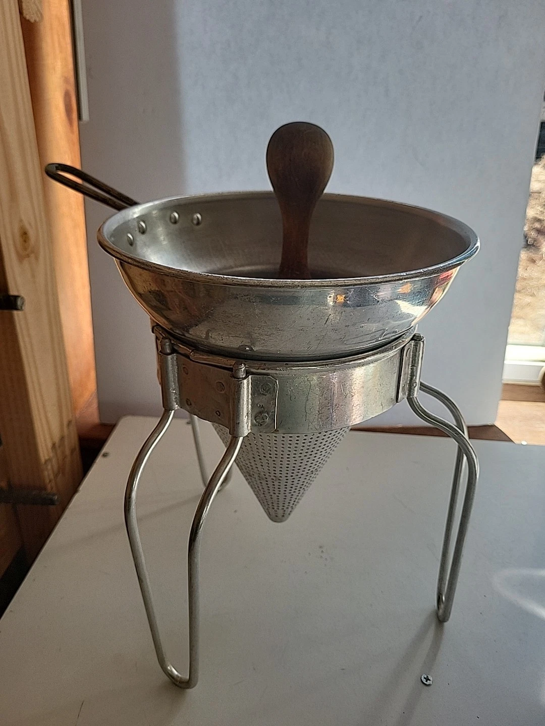 Vintage No. 462 Wear-Ever Sieve & Wooden Pestle Aluminum Cone Colander Strainer