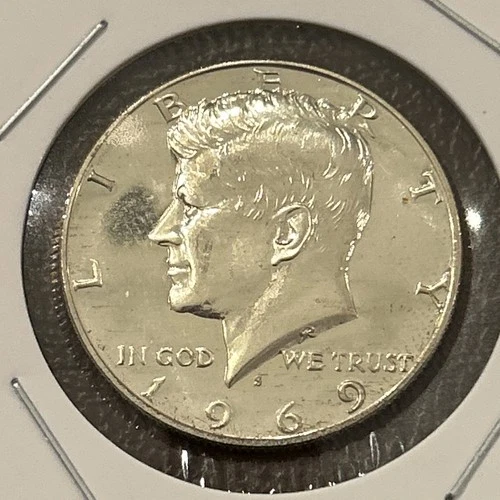 1969 S KENNEDY *UNCIRCULATED PROOF* HALF DOLLAR *40% SILVER*  **FREE SHIPPING**