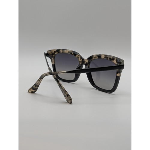 DIFF Eyewear Bella Polarized Sunglasses Gray Tortoise Black Gradient GF-GG10P