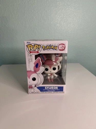 Funko Pop! Vinyl: Sylveon #857 Pokémon Collectible Figure