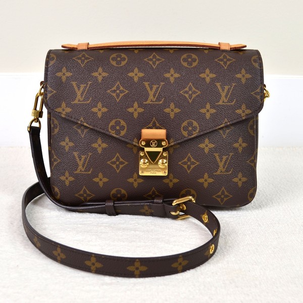 Louis Vuitton Metis Pochette Monogram Leather Shoulder Bag Satchel Purse Handbag