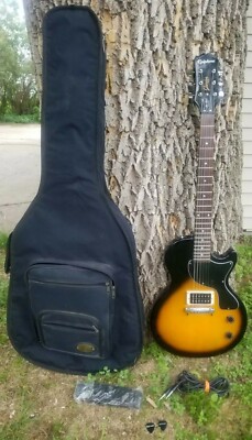 ギター Epiphone Les Paul Junior (Tobacco Burst) Epiphone Epiphone Les Paul Junior – Gibson