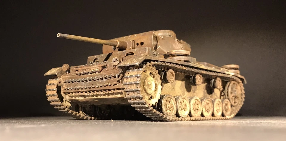 Tanque mediano alemán Panzer III No.1-15 North Africa 1942 Segunda Guerra Mundial Foto 2 de 4