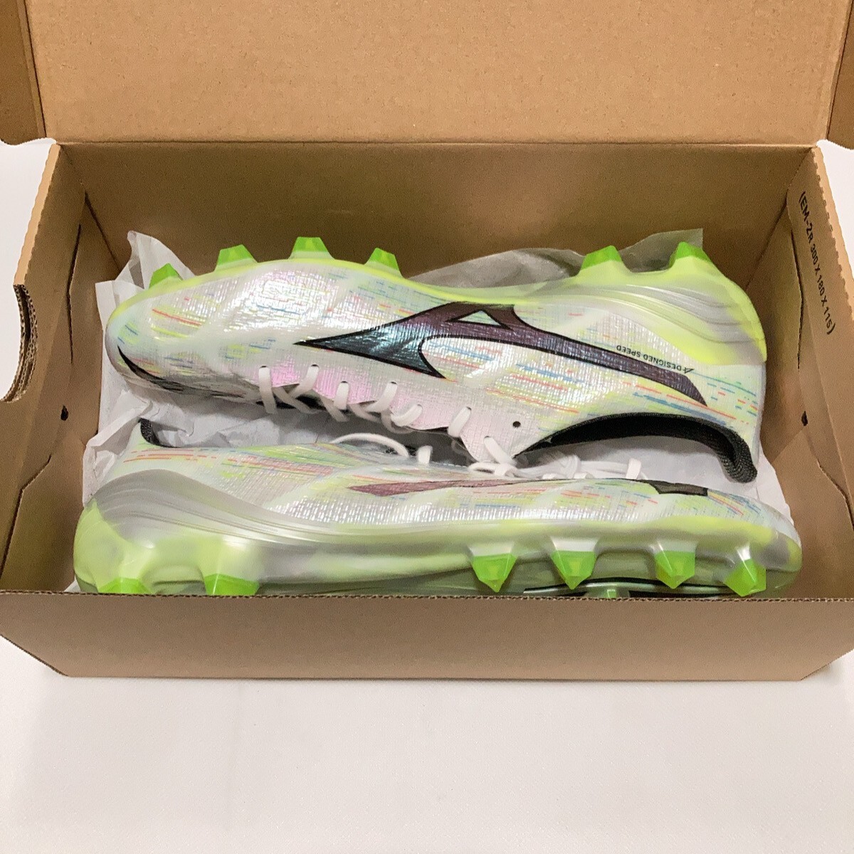 MIZUNO Alpha 2 II ELITE P1GA256209 White/Black Iridescent Men