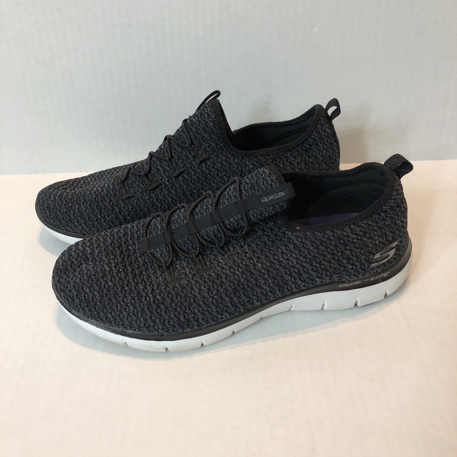 Skechers Memory Foam Woman's Size 10 Dual Lite Black White Air Cooled - Main Image