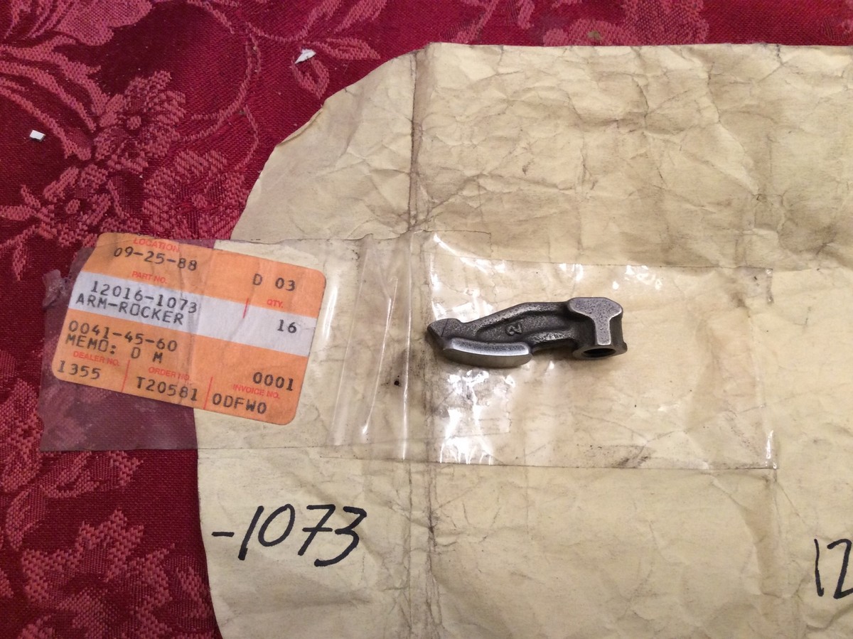 NOS OEM Kawasaki 1987-1990 ZX750 750R Ninja Rocker Arm 12016