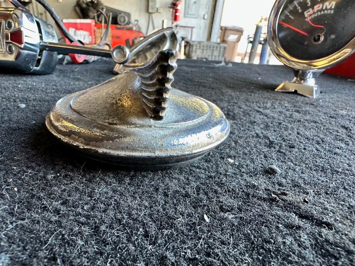 1929 1930 Studebaker President FE FH Hood Ornament Winged