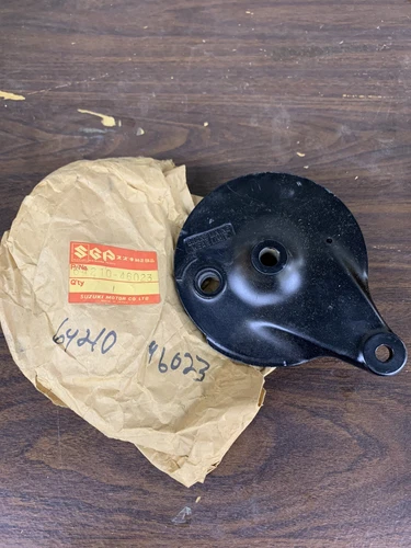 PANEL, REAR BRAKE ANCHOR