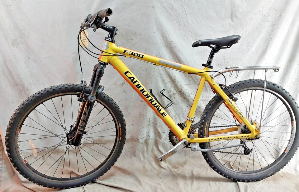 Bicicleta de MTB Cannondale F300 2010 grande rígida Manitou SRAM SX4 hecha en EE. UU./Envío:) Foto 2 de 4