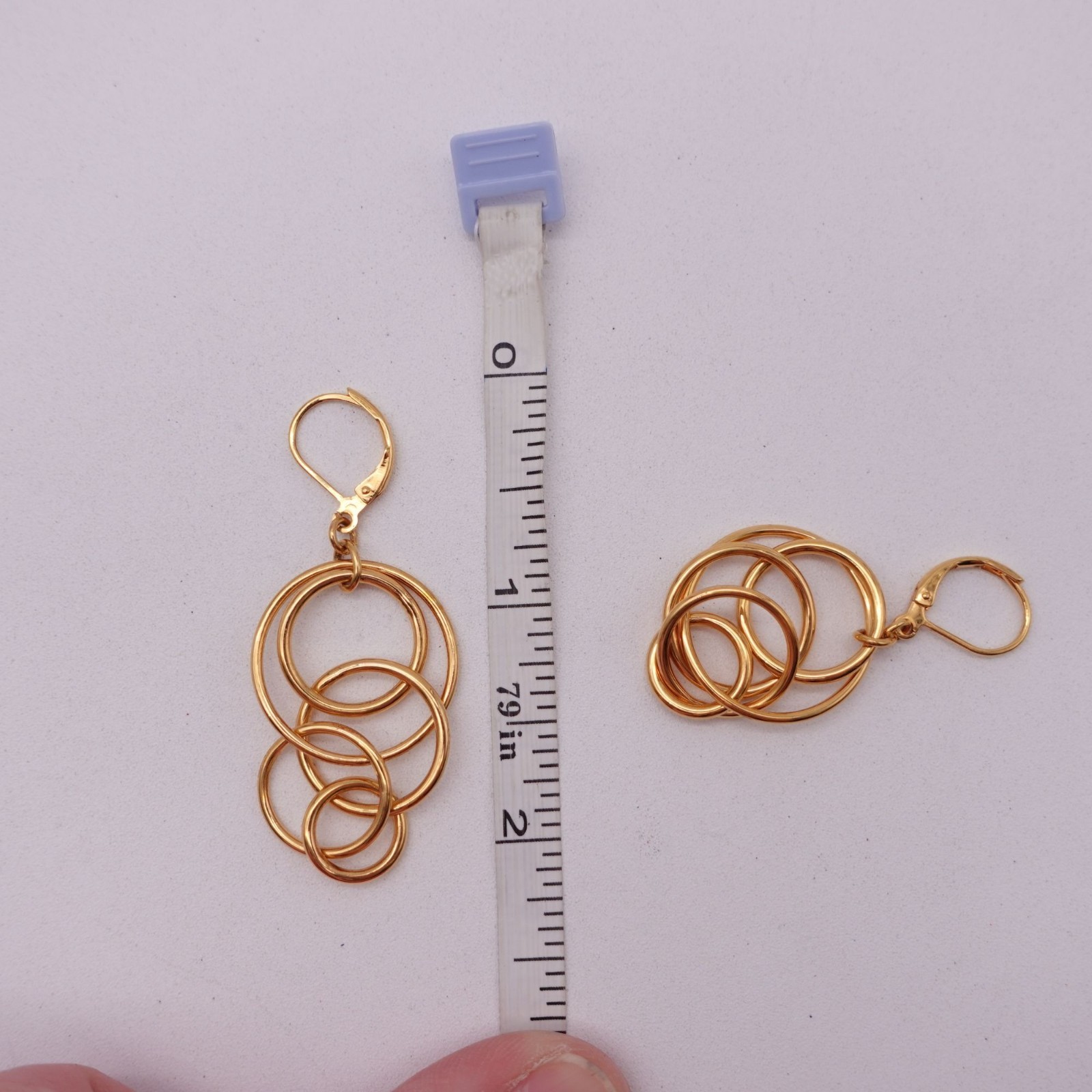 Joan Rivers Interlocking Hoop Dangle Earrings Gol… - image 6