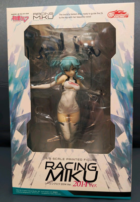 Good Smile Racing Racing Miku 2014 Ver Hatsune Miku 1:8 Figure GT Project