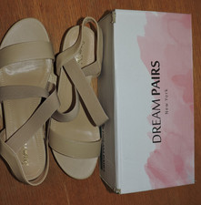 DREAM PAIRS KARELY-1 Nude SZ 9 NIB strappy small wedge platform strappy sandals