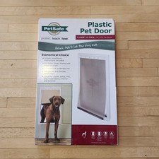 PetSafe Plastic Pet Door X-LARGE Pets 12-220 lbs White 13 5/8  x 23 5/8  Flap