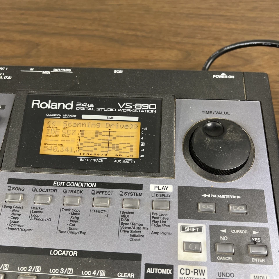 BROKEN Roland VS-890 24bit Digital Studio Recorder - For Parts Or Repair⚠️ - Image 2 of 4