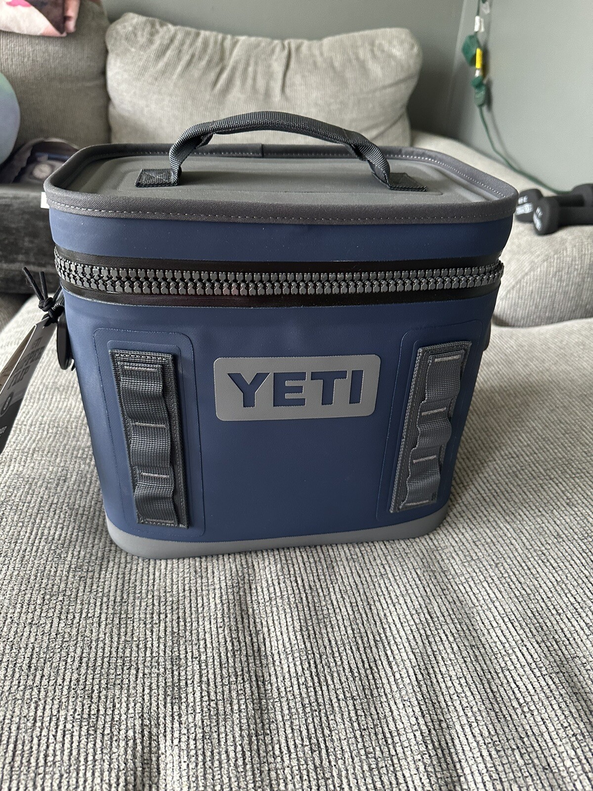 Yeti Hopper Flip 8 Portable Cooler - Navy for sale online | eBay