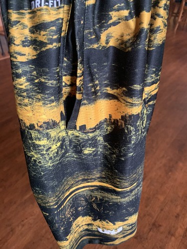 Boys Small Lebron James City Print Nike Shorts Black Gold Pockets RARE - Picture 7 of 7