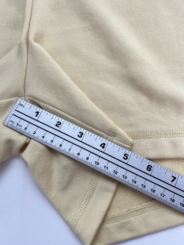 Old Navy Women’s Sweat Shorts Size XXL Extra High Rise Yellow NWT - Picture 6 of 17