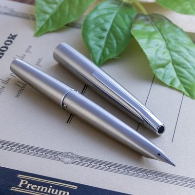 PILOT パイロット μ 701 Japanese Vintage 1970`s Pilot MYU 701 H877 Full Steel M Nib