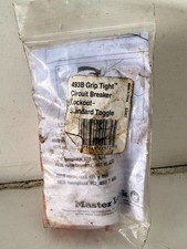 493B MASTERLOCK GRIP TIGHT CIRCUIT BREAKER LOCKOUT STANDARD TOGGLE 30 