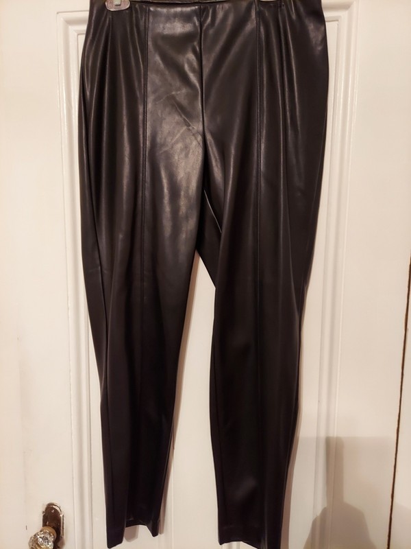 NWT J. Jill Faux Leather Pull On Pants in Black size M