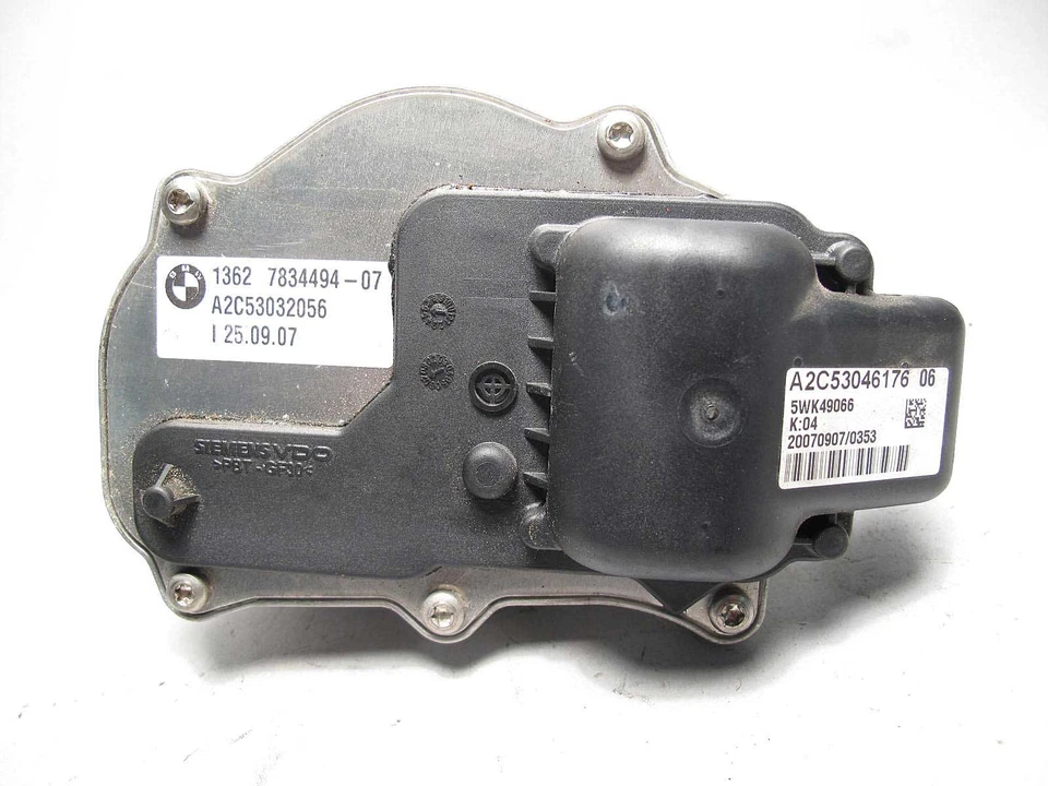 Оригинальный двигатель привода дроссельной заслонки кузова BMW S85 5,0 л V10 M5 M6 2006-2010 7834494 - Изображение 2 из 4