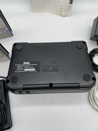 SEGA Master System II 2 Console (PAL) With Original Manual + Golden Axe & Sonic - Picture 15 of 15