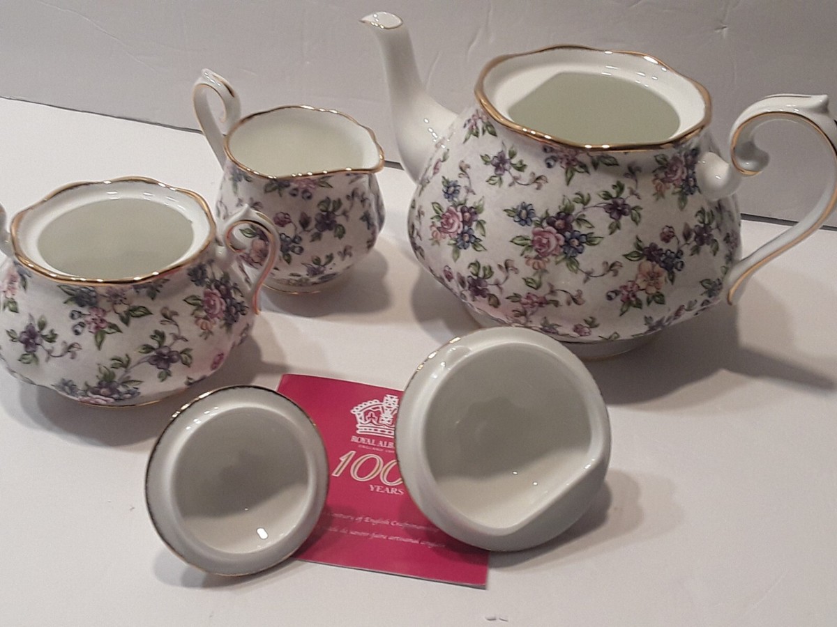 ROYAL ALBERT 100 YEARS 1940 ENGLISH ROSE CHINTZ TEAPOT, SUGAR