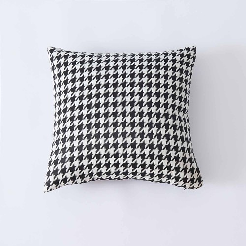 houndstooth pillow case