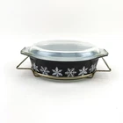 Vintage Pyrex 045 Black Snowflake 2.5 Qt Casserole Dish, Lid, & Cradle