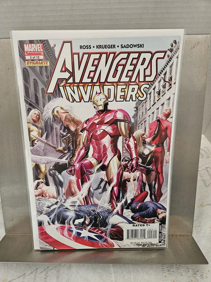 Avengers/Invaders #1-12 + Sketchbook Alex Ross - Image 3 of 4