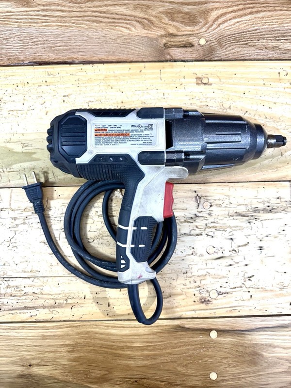 Preowned, Used, NO BOX, PORTER-CABLE Impact Wrench 7.5-Amp 1/2-Inch PCE211