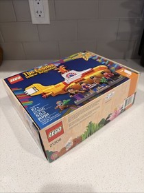 LEGO Ideas: The Beatles Yellow Submarine (21306)