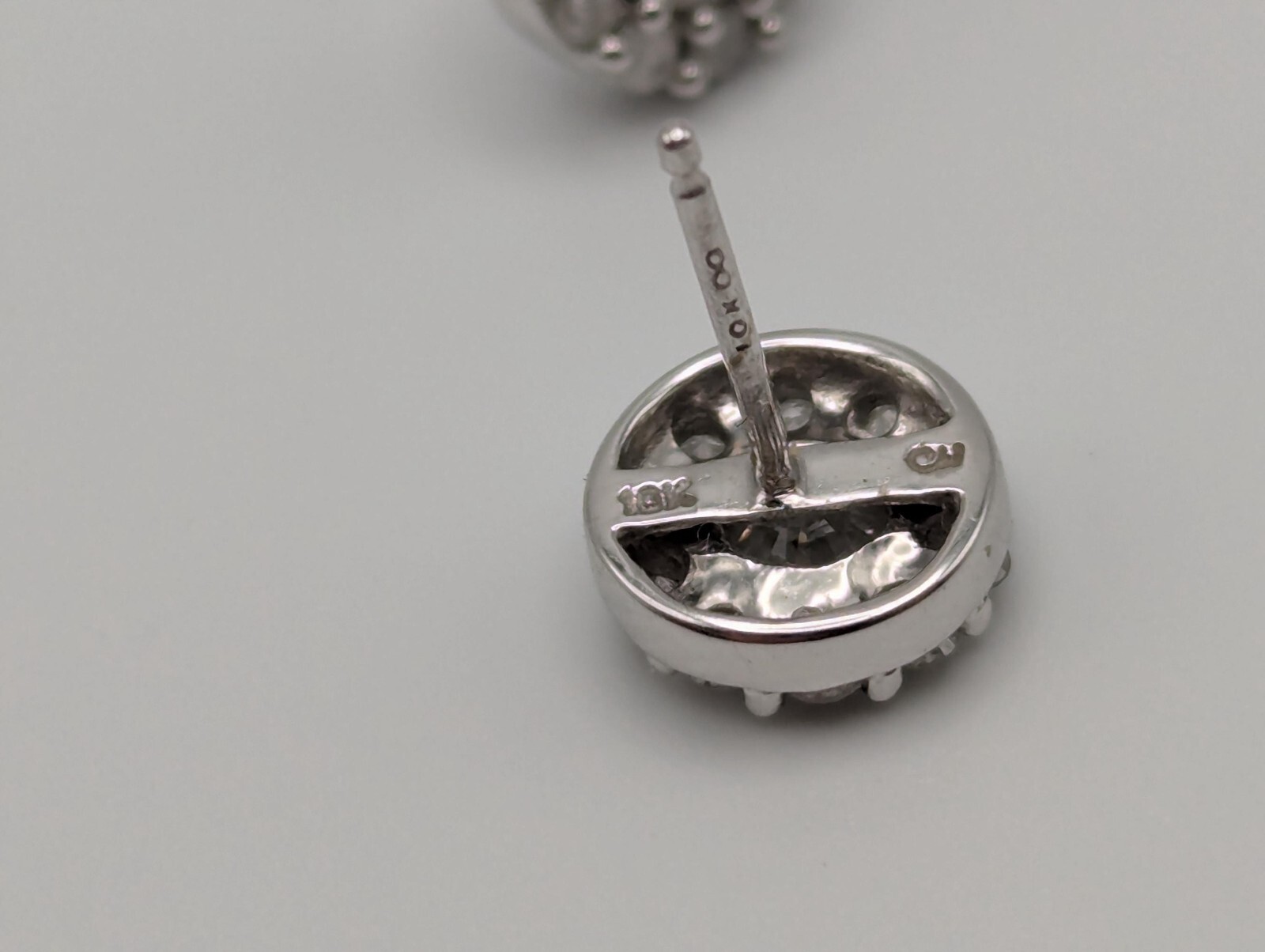 10K White Gold Diamond 1 ctw Studs Classic Diamon… - image 7