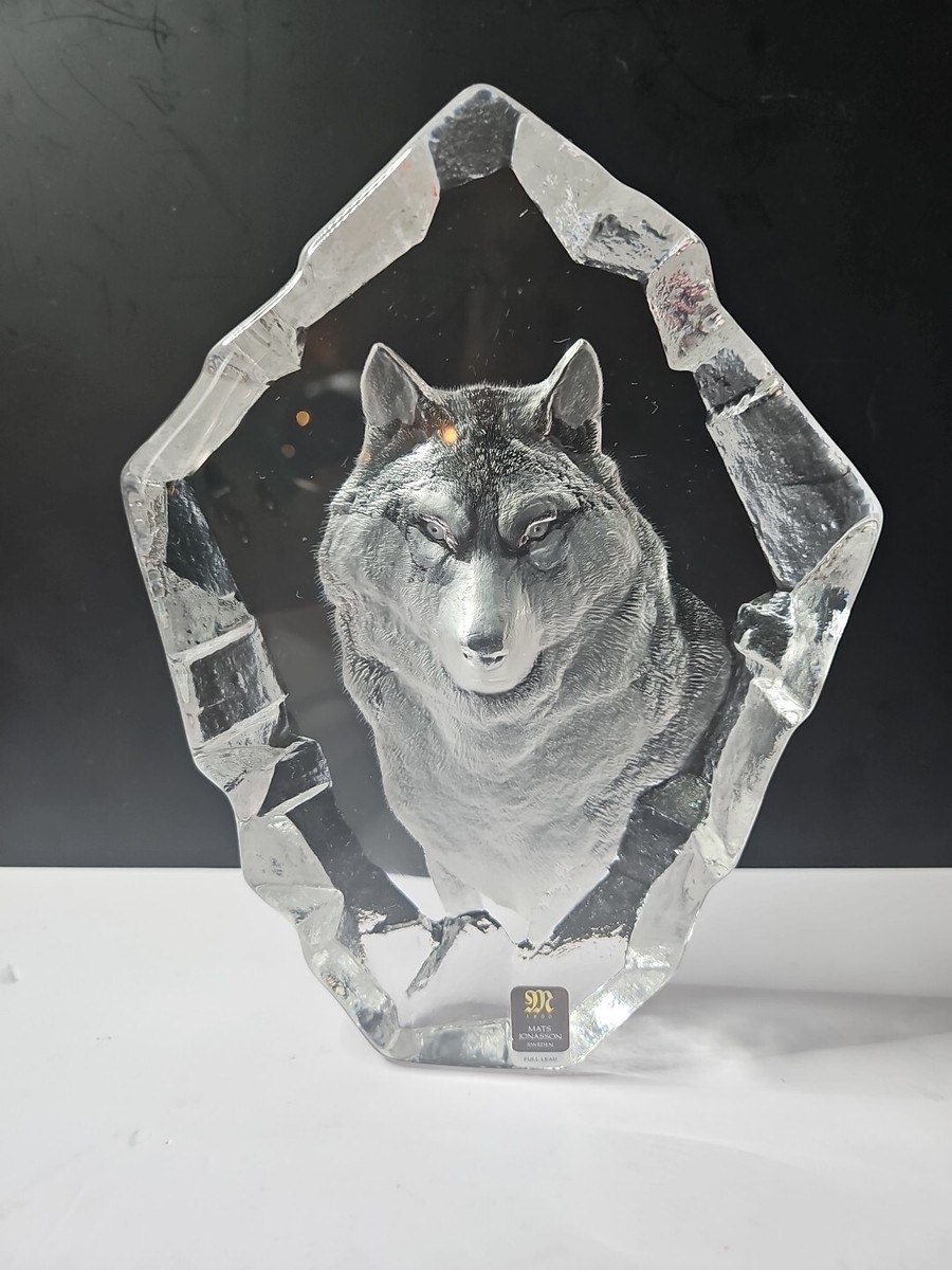 Vintage Mats Jonasson Etched Lead Crystal Wolf Made in Vintage Mats Jonasson Etched Lead Crystal Wolf Made in