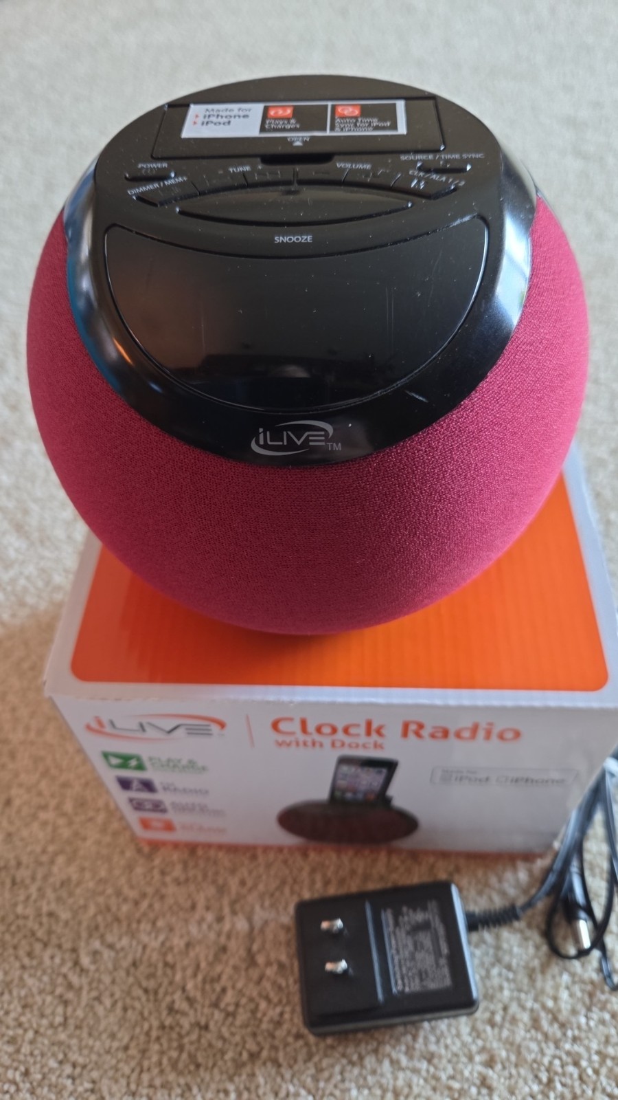 New In Box iLIVE Clock Radio With Dock ICP102R