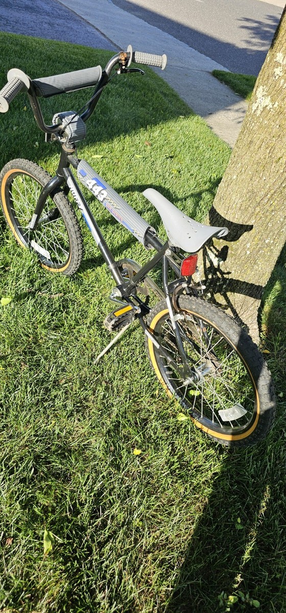 自転車本体 VINTAGE 80's Huffy BMX s-l400.jpg