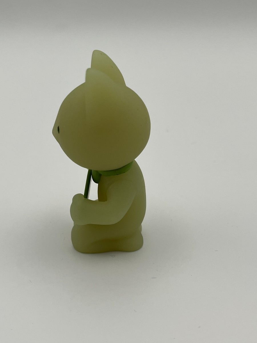 SMISKI At Work Series Secret “Manekineko” Beckoning Cat Figure
