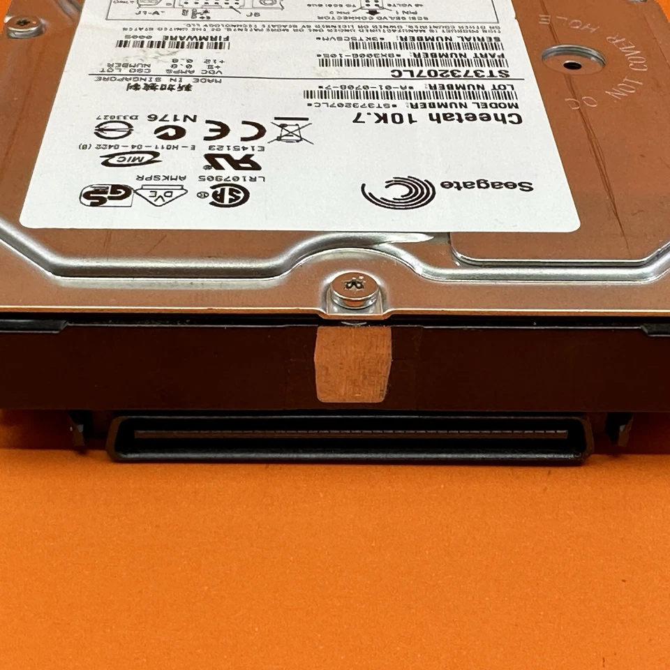 Seagate Cheetah 73GB SCSI 10K.7 ST373207LC SCSI 80pin 3.5 " Hard Drive HDD - Image 3 of 4