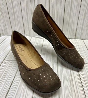 Hush Puppies Rubi Slip On Shoes Faux Suede Brown Womens 8.5M Comfort New