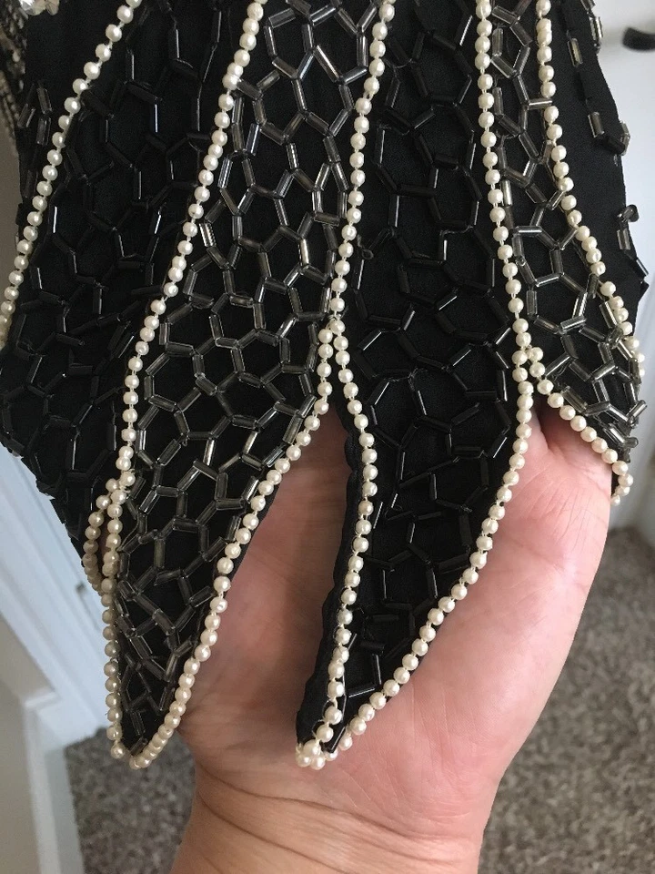 Linsiano Womens Vintage Medium Silk Black Silver Sequins Beads Pearls VLV Formal - Image 4 of 4